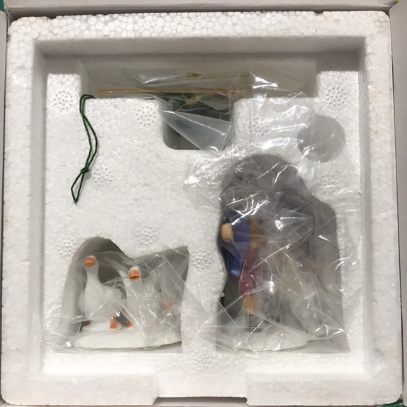 Dept 56 Twelve Days of Dickens Village Six Geese A-Laying - Picture 5 of 5